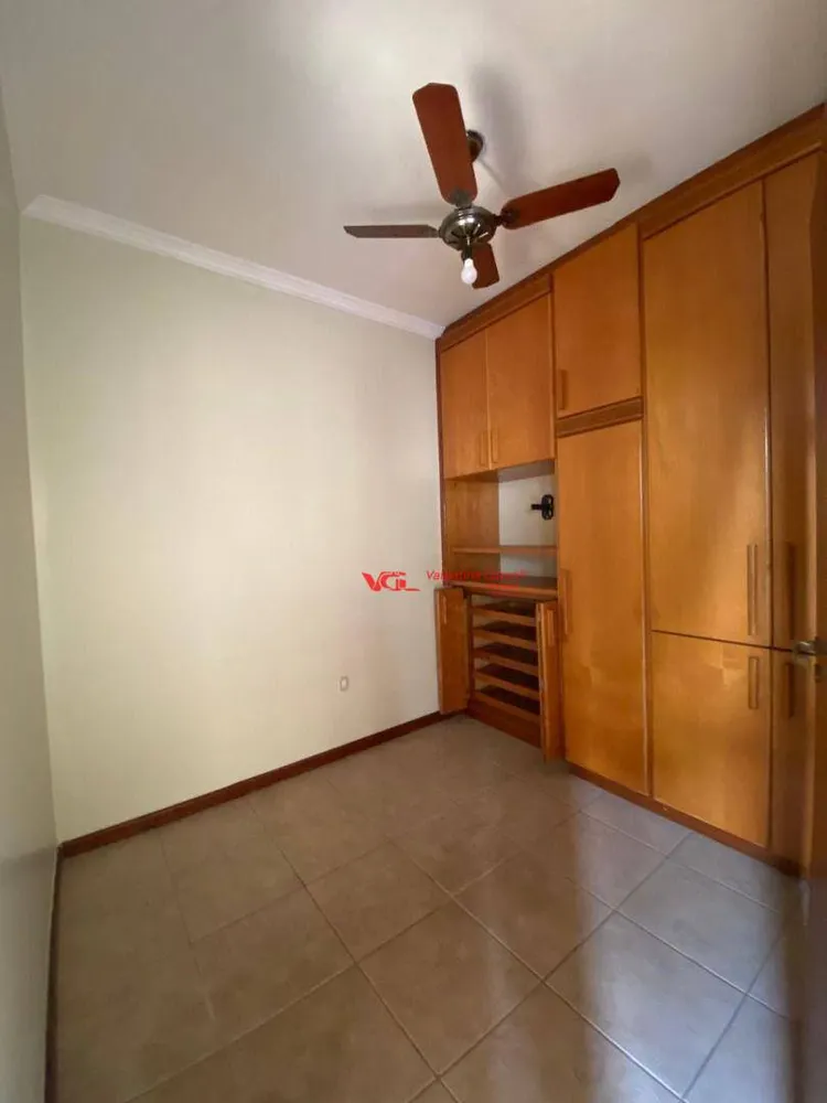 Casa, 4 quartos, 207 m² - Foto 10