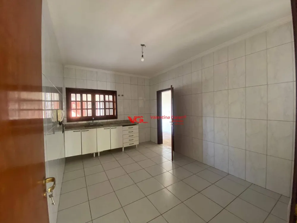 Casa, 4 quartos, 207 m² - Foto 4