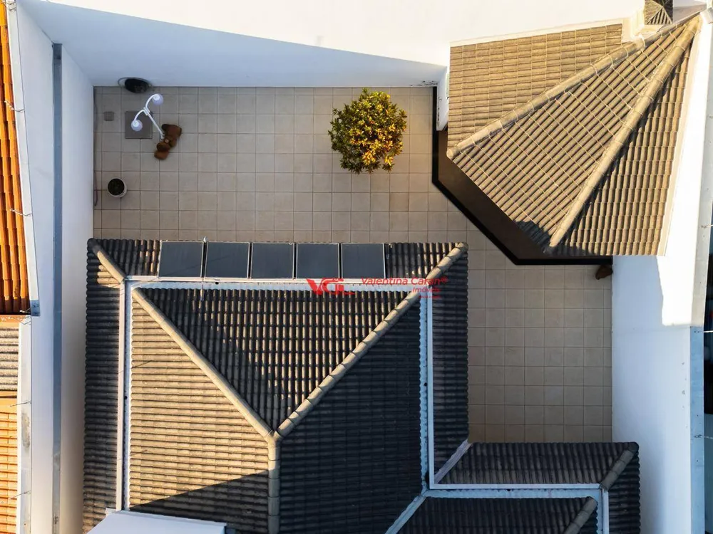 Casa, 3 quartos, 225 m² - Foto 13
