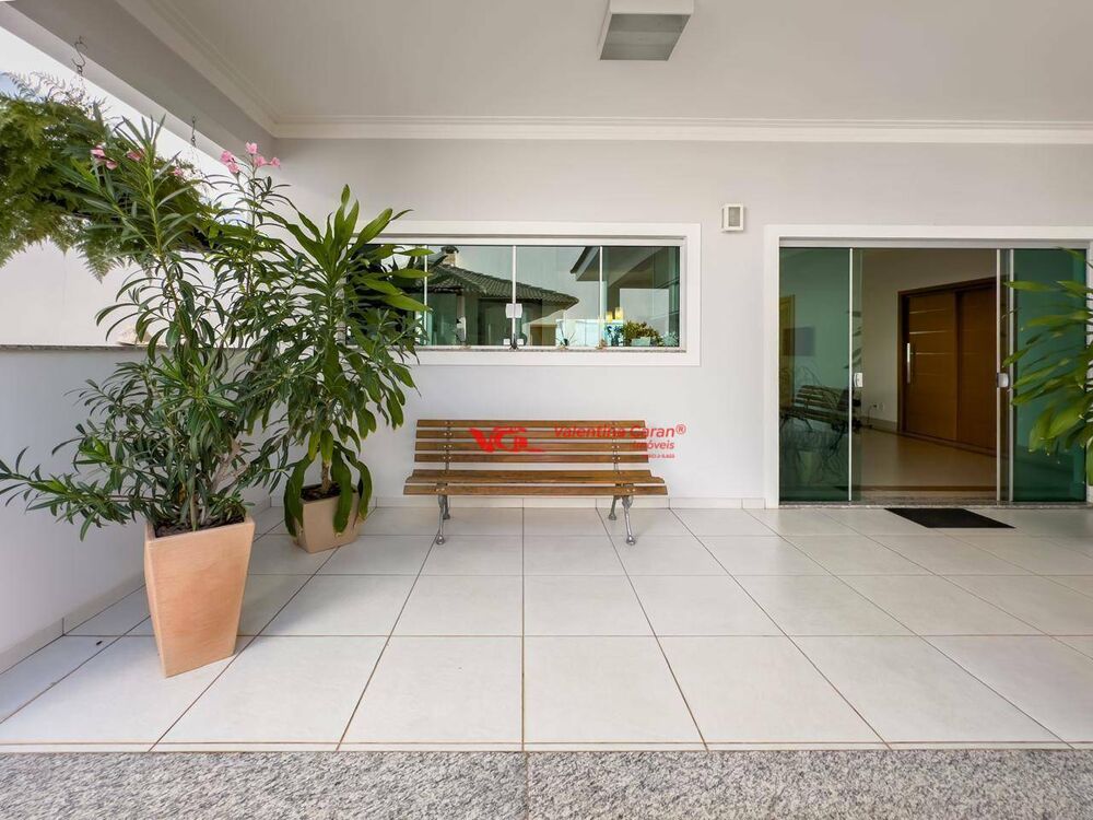 Casa, 3 quartos, 225 m² - Foto 2