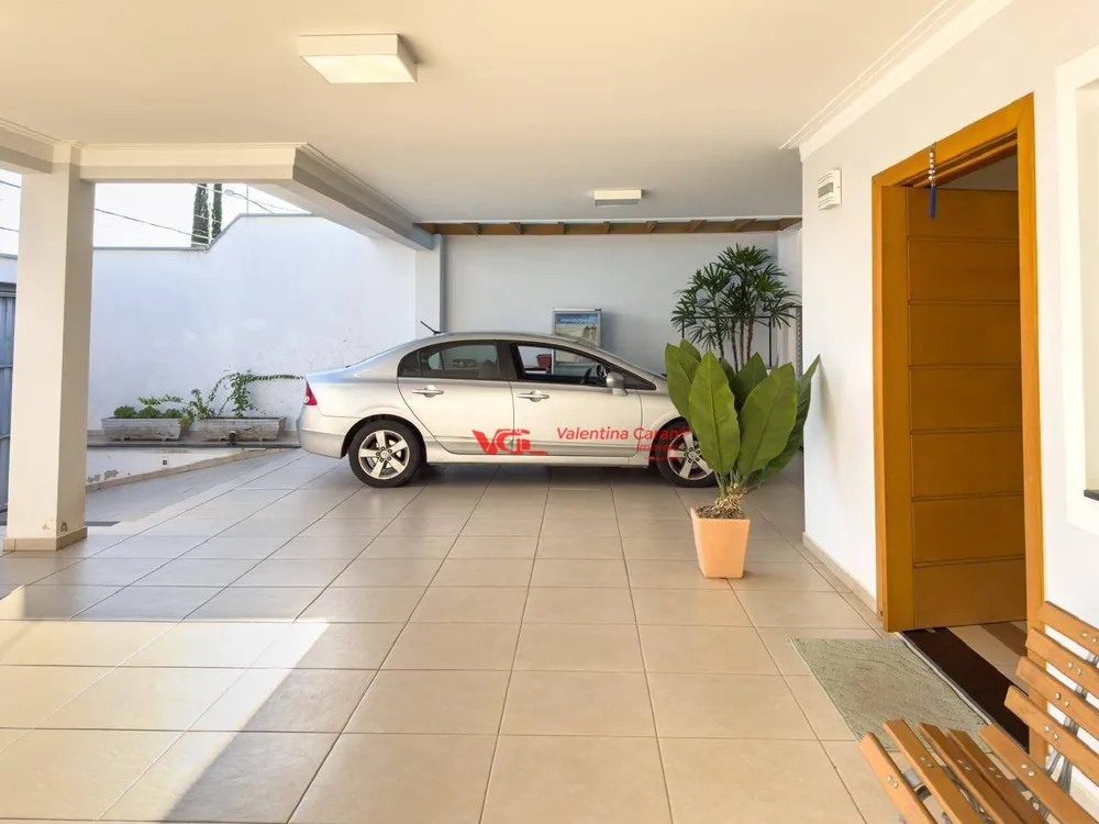 Casa, 3 quartos, 225 m² - Foto 2