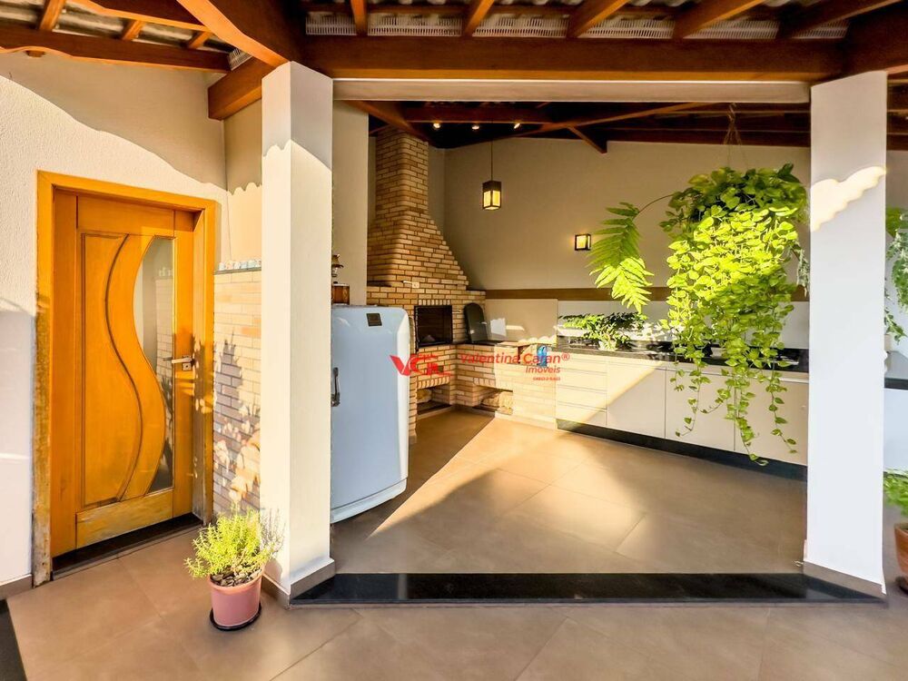 Casa, 3 quartos, 225 m² - Foto 8