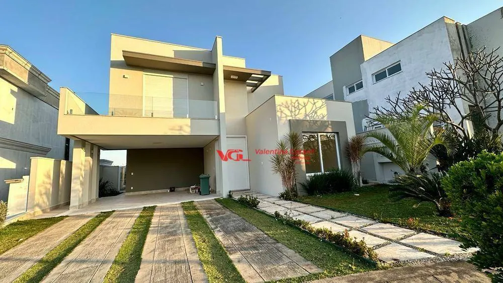 Sobrado, 4 quartos, 321 m² - Foto 1