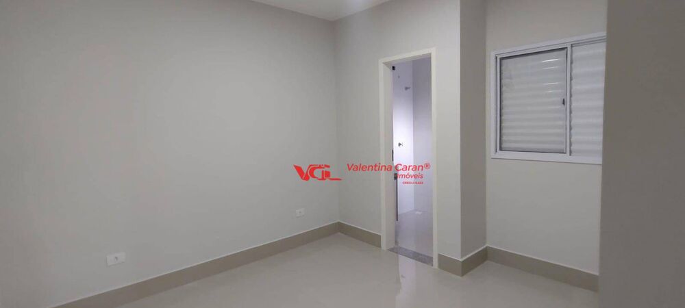 Casa à venda com 2 quartos, 63m² - Foto 4