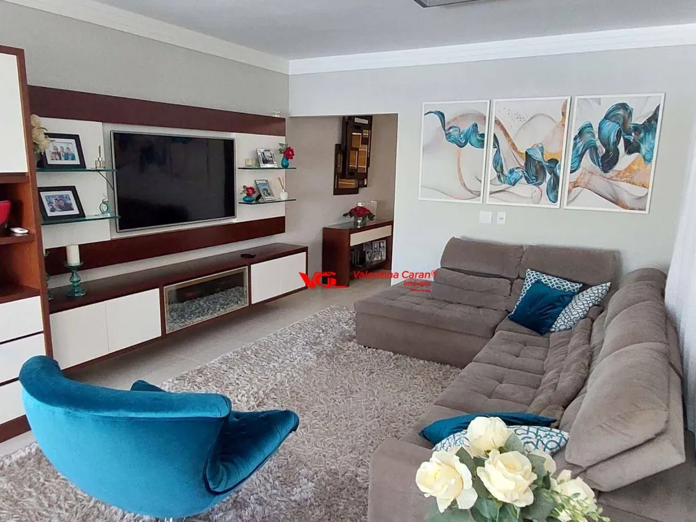 Sobrado, 3 quartos, 291 m² - Foto 2