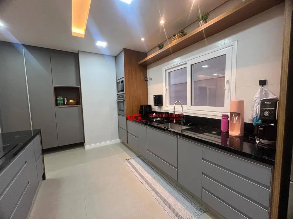Sobrado, 4 quartos, 292 m² - Foto 2