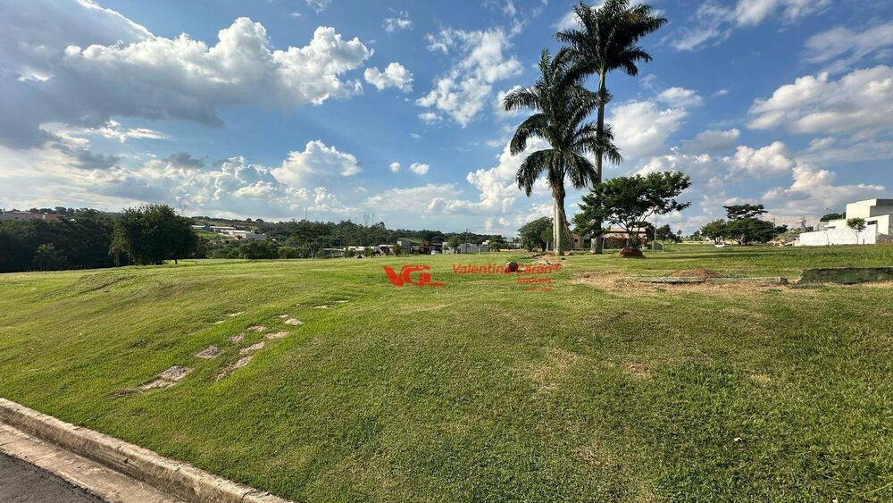Loteamento e Condomínio, 1000 m² - Foto 1
