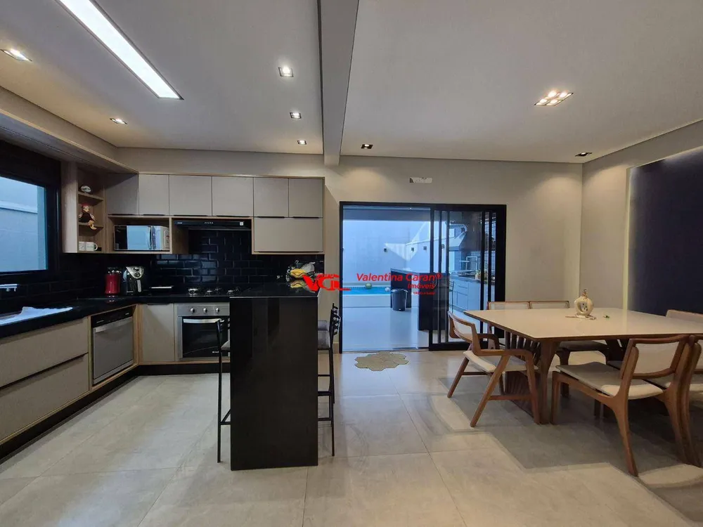 Sobrado, 3 quartos, 228 m² - Foto 3