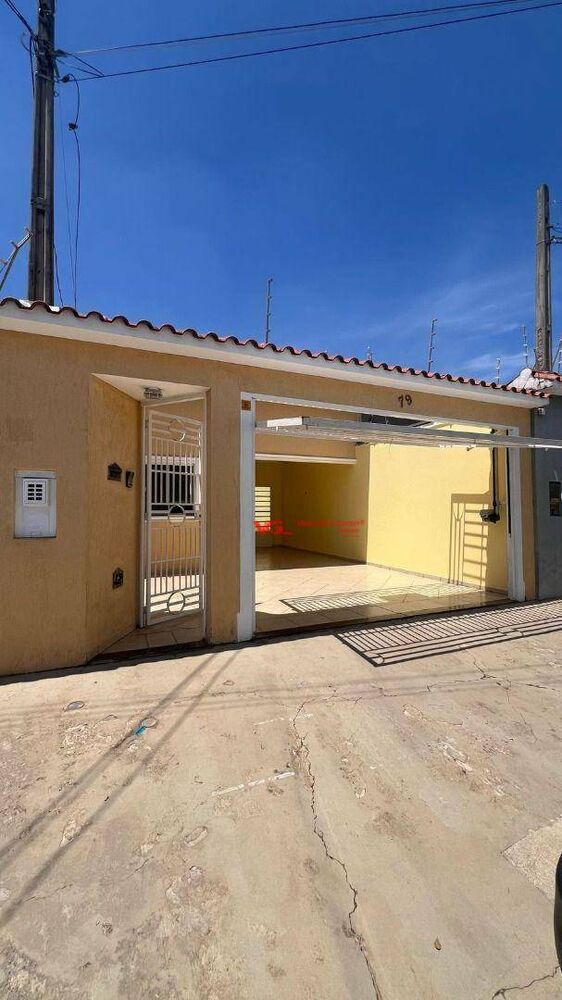Casa à venda com 3 quartos, 121m² - Foto 3