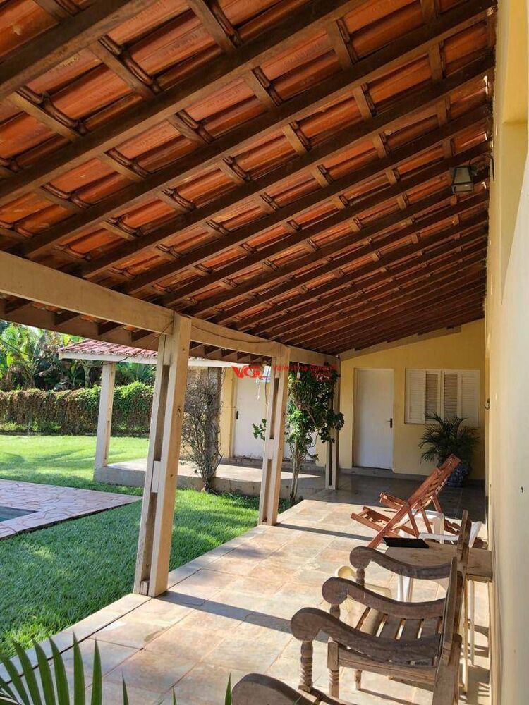 Chácara, 5 quartos, 2500 m² - Foto 1