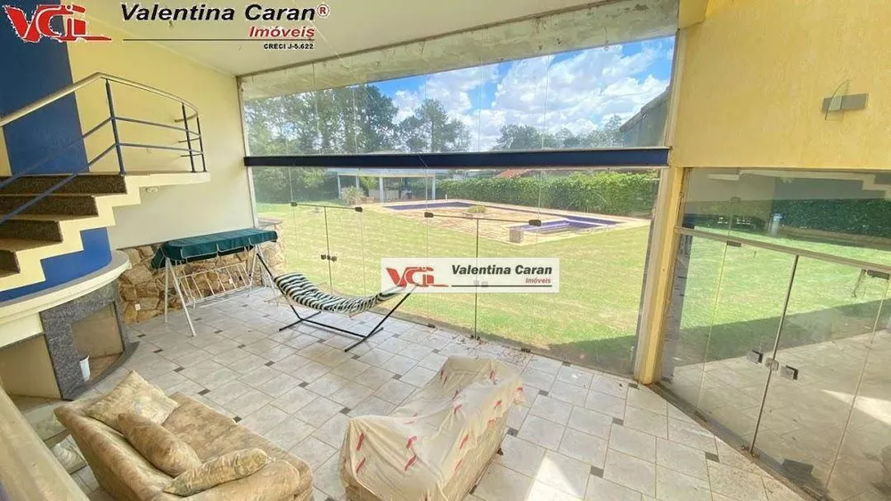 Chácara à venda com 5 quartos, 600m² - Foto 2