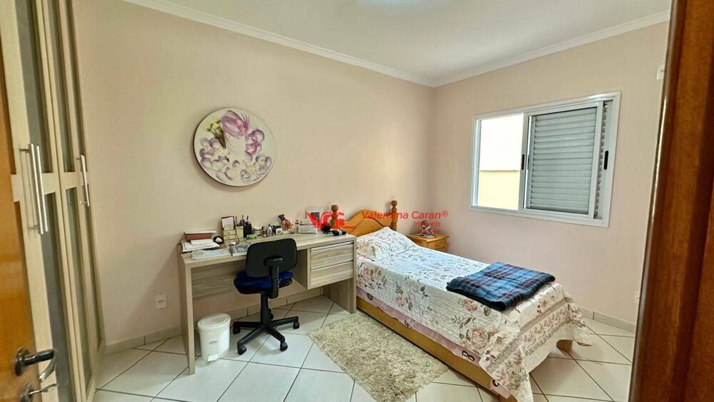 Casa à venda com 3 quartos, 173m² - Foto 7