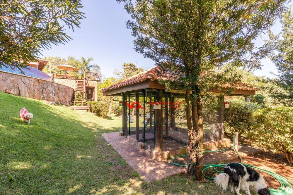 Chácara, 4 quartos, 7000 m² - Foto 1