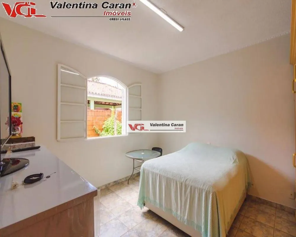 Chácara, 3 quartos, 2530 m² - Foto 4
