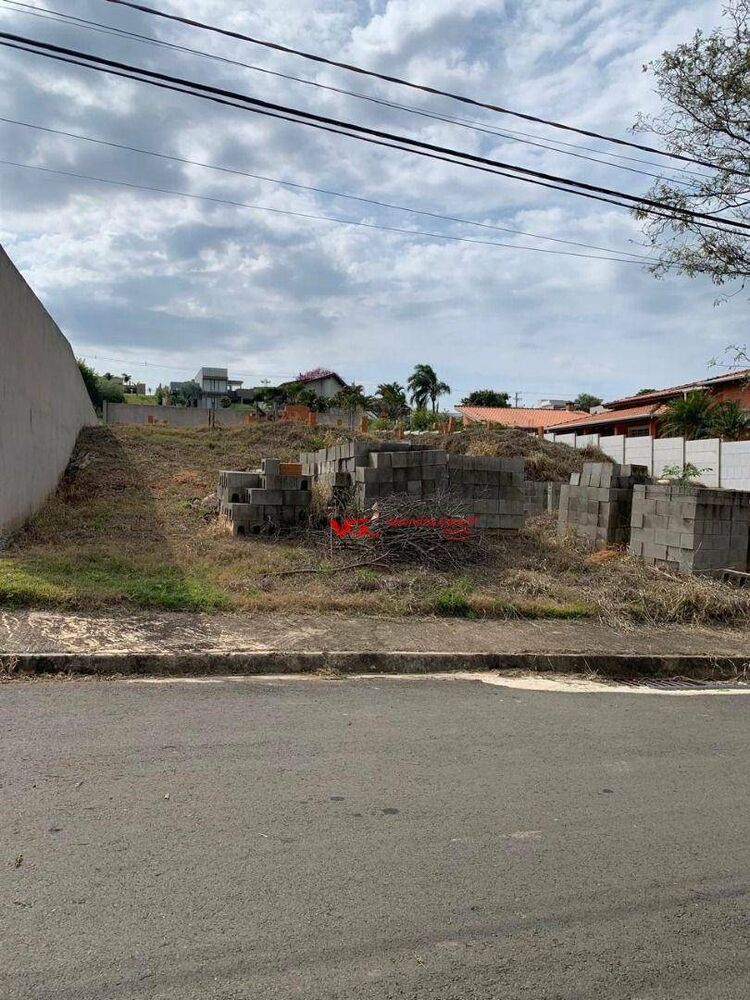 Loteamento e Condomínio, 1000 m² - Foto 1
