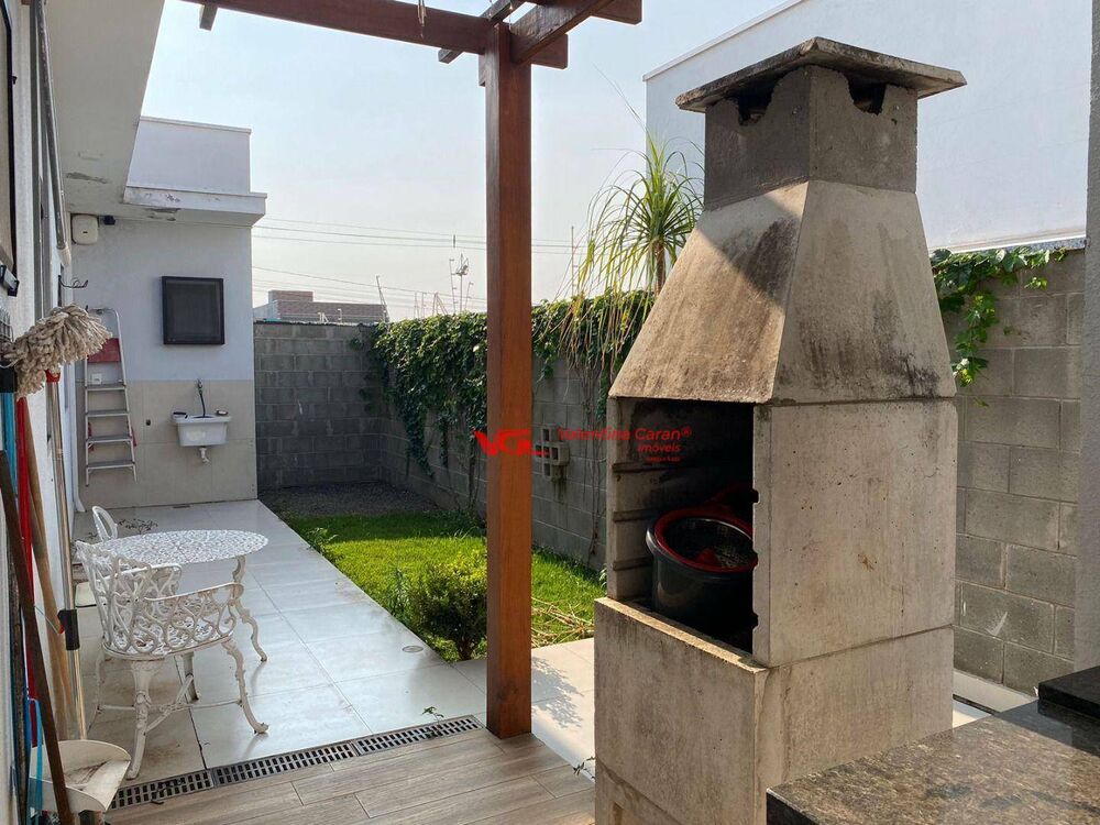 Casa à venda com 2 quartos, 89m² - Foto 6