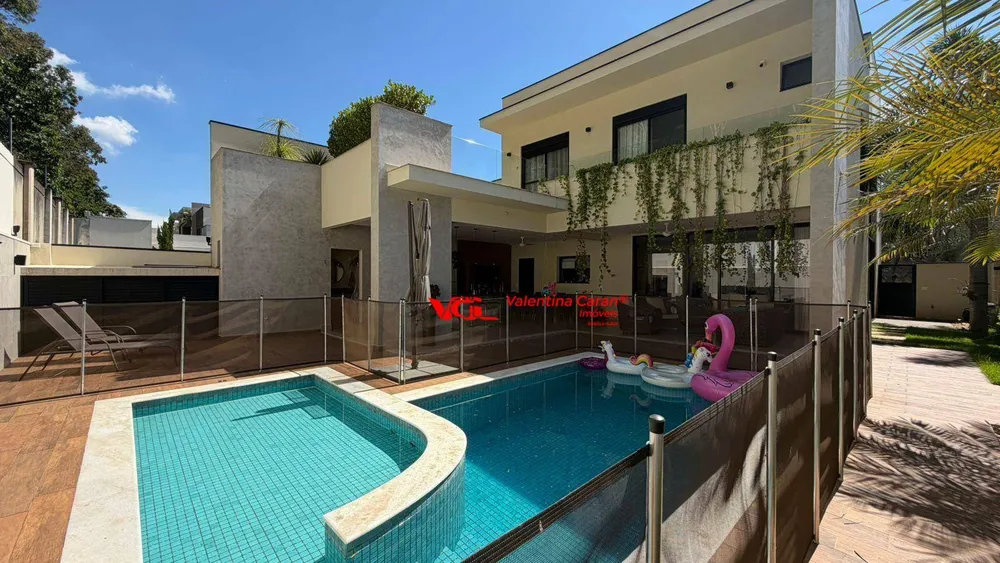 Sobrado, 3 quartos, 334 m² - Foto 1
