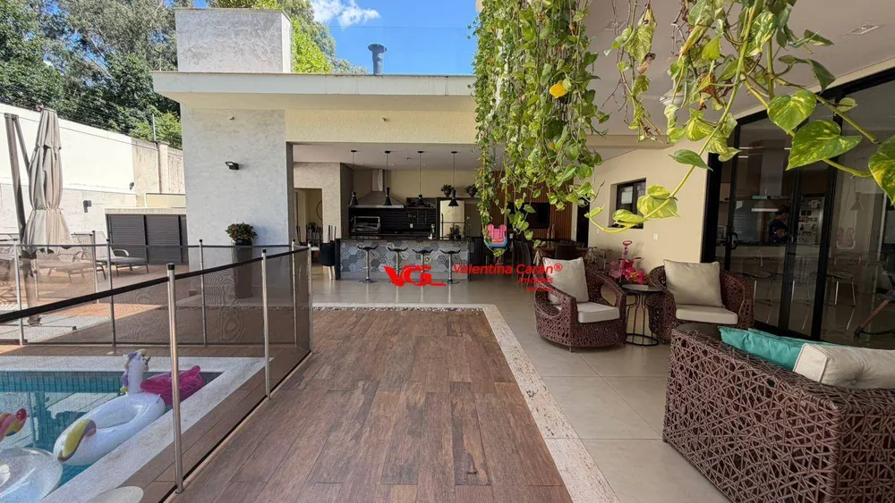 Sobrado, 3 quartos, 334 m² - Foto 3