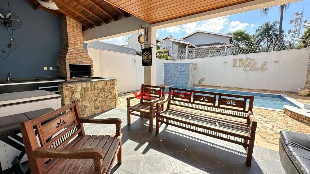 Sobrado à venda com 3 quartos, 330m² - Foto 11