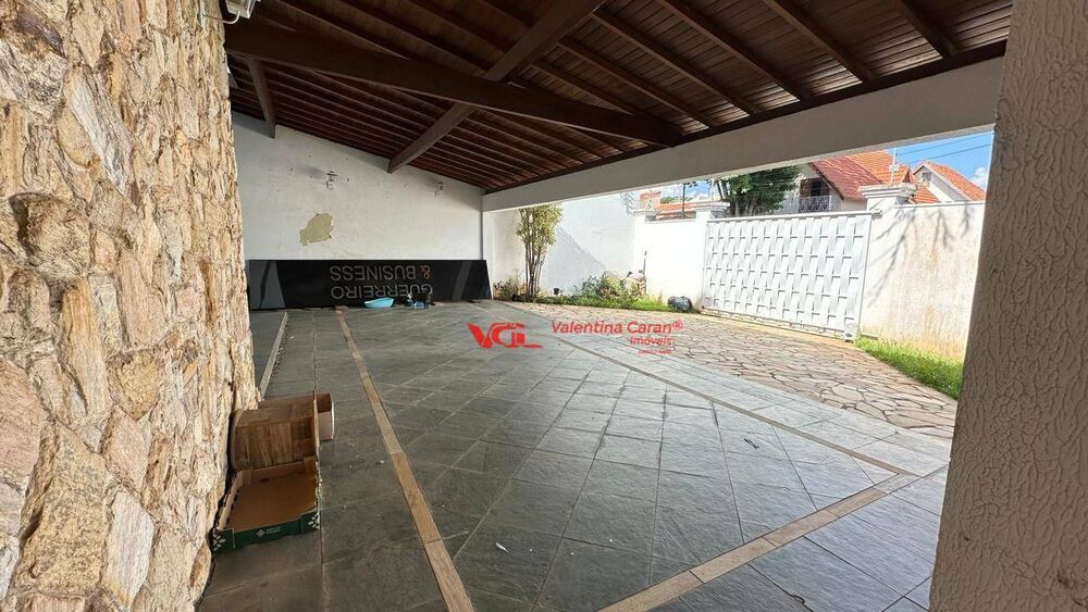 Sobrado à venda com 3 quartos, 330m² - Foto 3