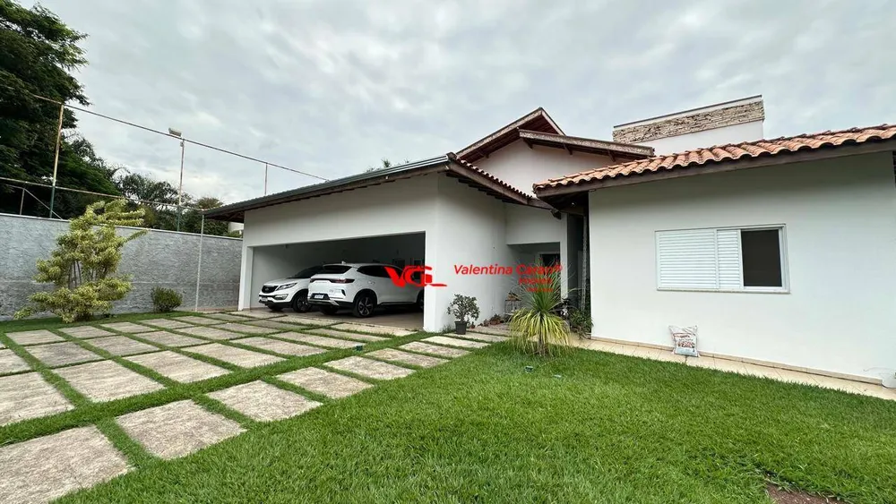 Chácara, 3 quartos, 1050 m² - Foto 1