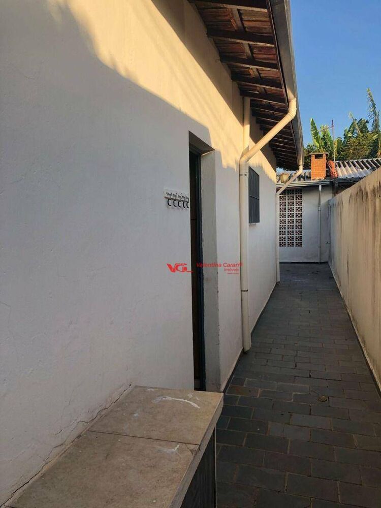Casa, 3 quartos, 180 m² - Foto 1