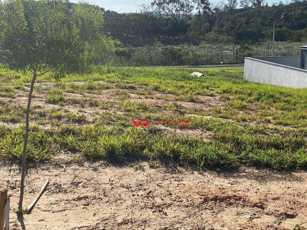 Loteamento e Condomínio, 550 m² - Foto 1