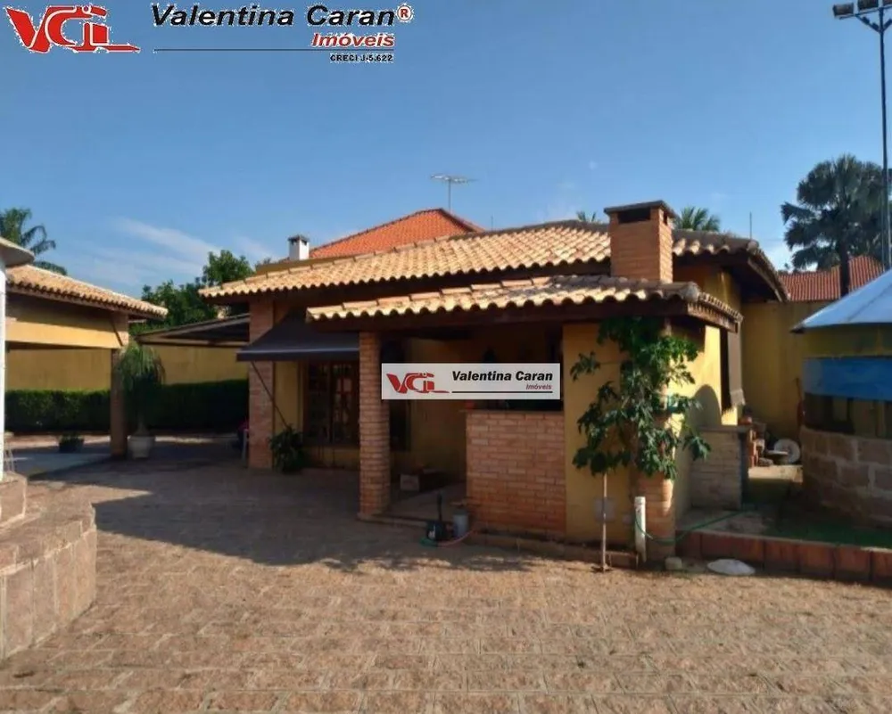 Chácara, 3 quartos, 2190 m² - Foto 2