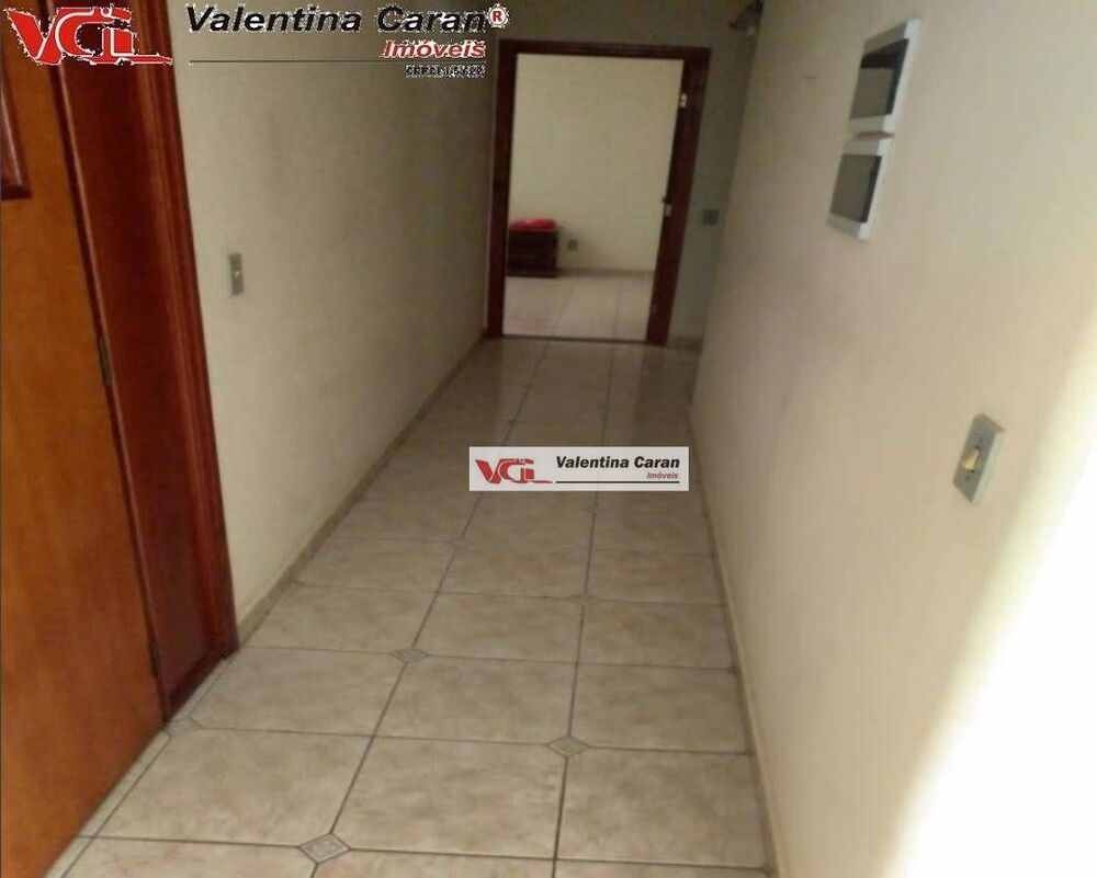 Chácara, 3 quartos, 2190 m² - Foto 2