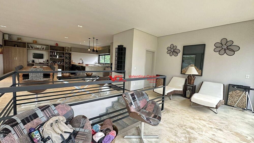 Chácara à venda com 5 quartos, 1037m² - Foto 4