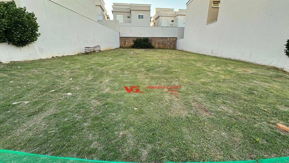 Loteamento e Condomínio, 300 m² - Foto 1