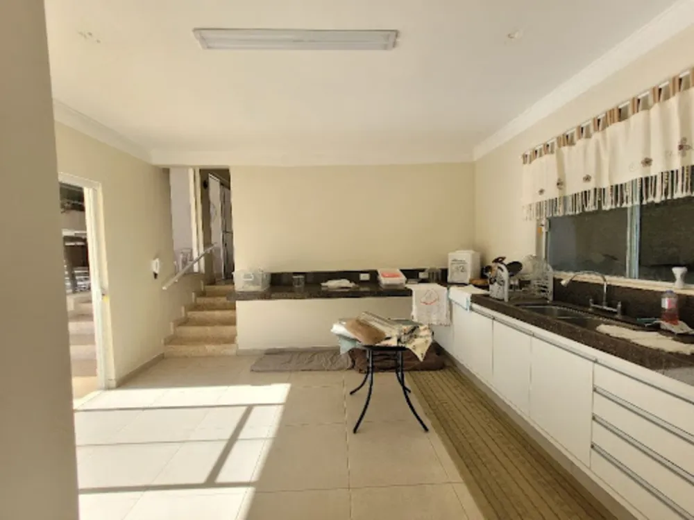 Chácara, 3 quartos, 1200 m² - Foto 1