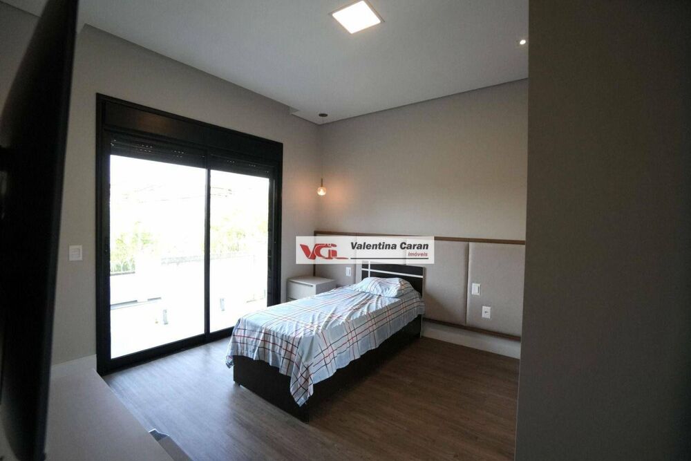 Sobrado, 4 quartos, 357 m² - Foto 2