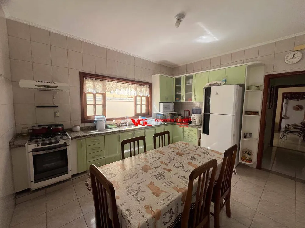 Casa, 5 quartos, 261 m² - Foto 5