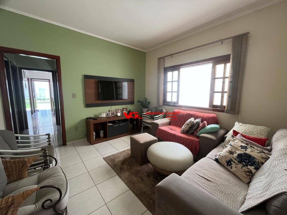 Casa, 5 quartos, 261 m² - Foto 2