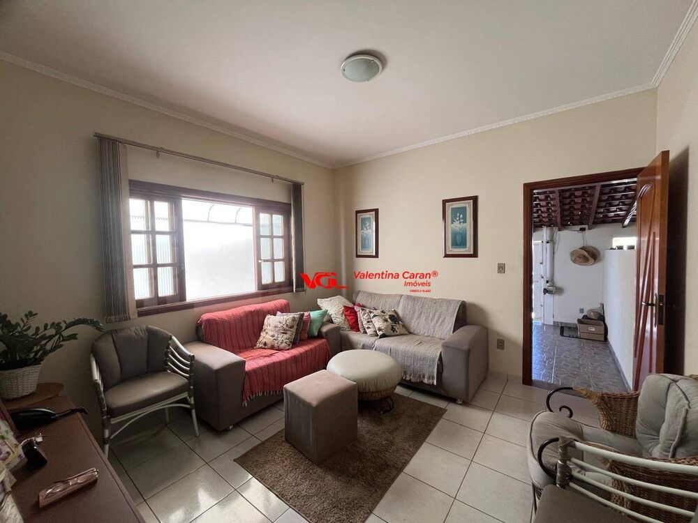 Casa, 5 quartos, 261 m² - Foto 3