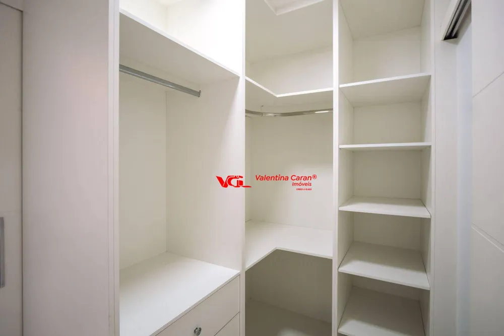 Sobrado, 3 quartos, 328 m² - Foto 2