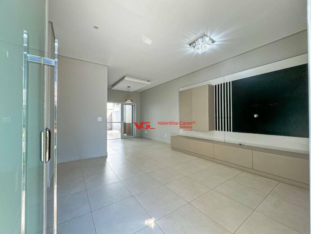 Sobrado à venda com 3 quartos, 140m² - Foto 2