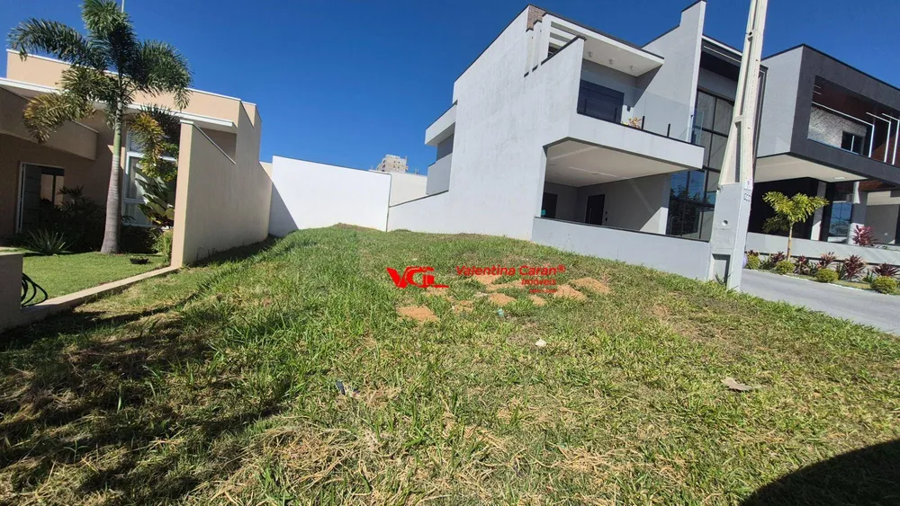Loteamento e Condomínio, 204 m² - Foto 1