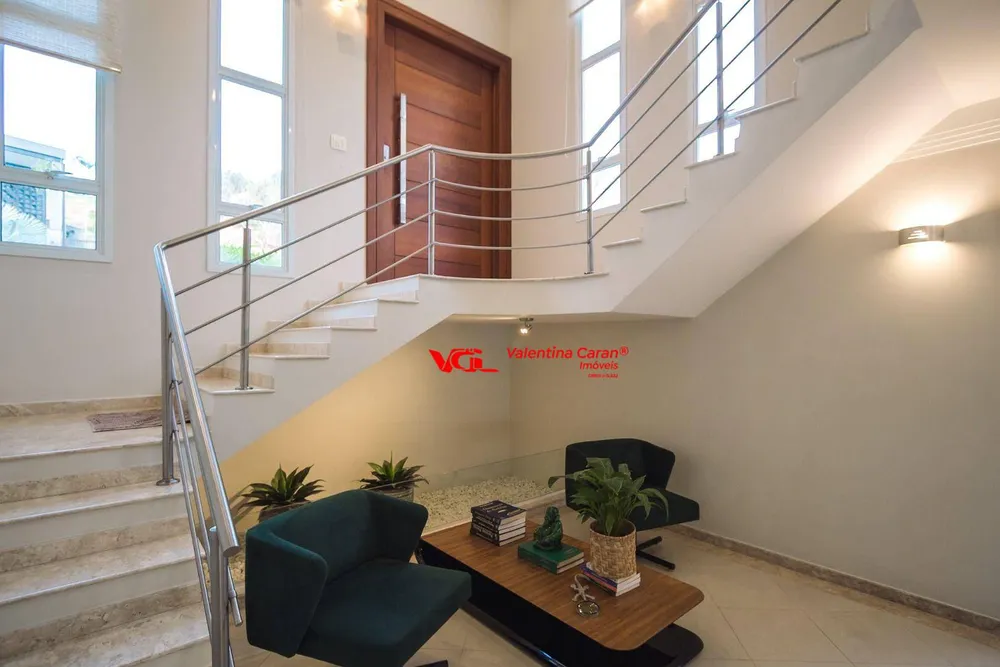 Sobrado, 3 quartos, 382 m² - Foto 2