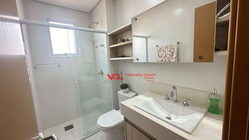 Apartamento, 3 quartos, 184 m² - Foto 2