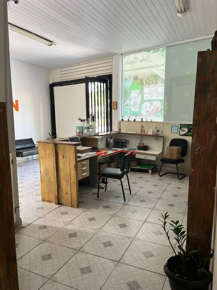 Sobrado, 8 quartos, 500 m² - Foto 1