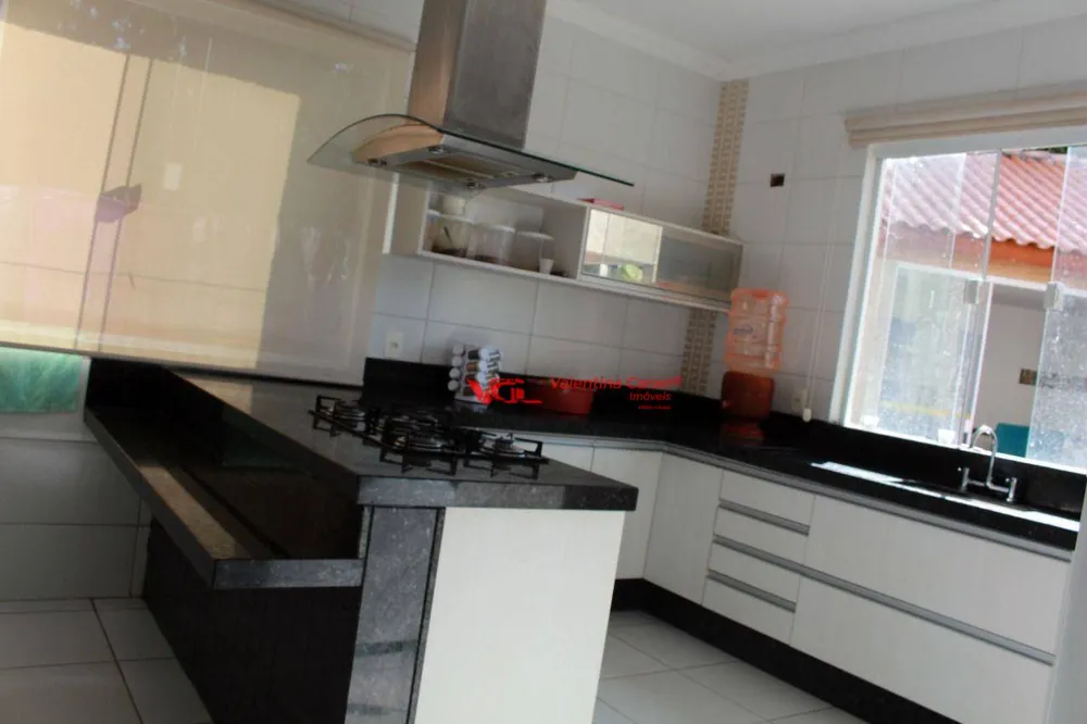 Sobrado, 4 quartos, 294 m² - Foto 4