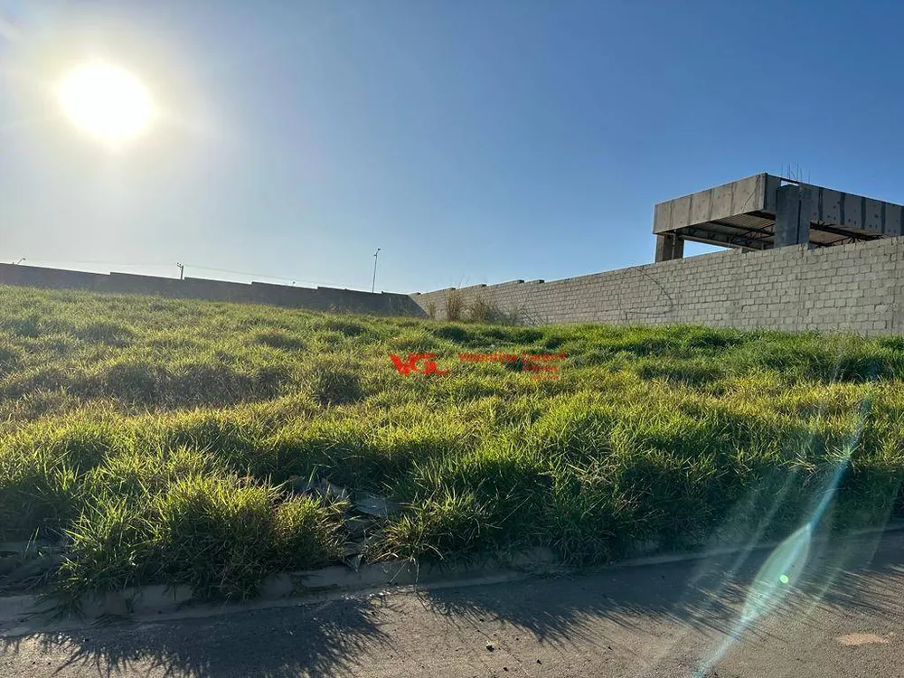 Loteamento e Condomínio, 715 m² - Foto 1