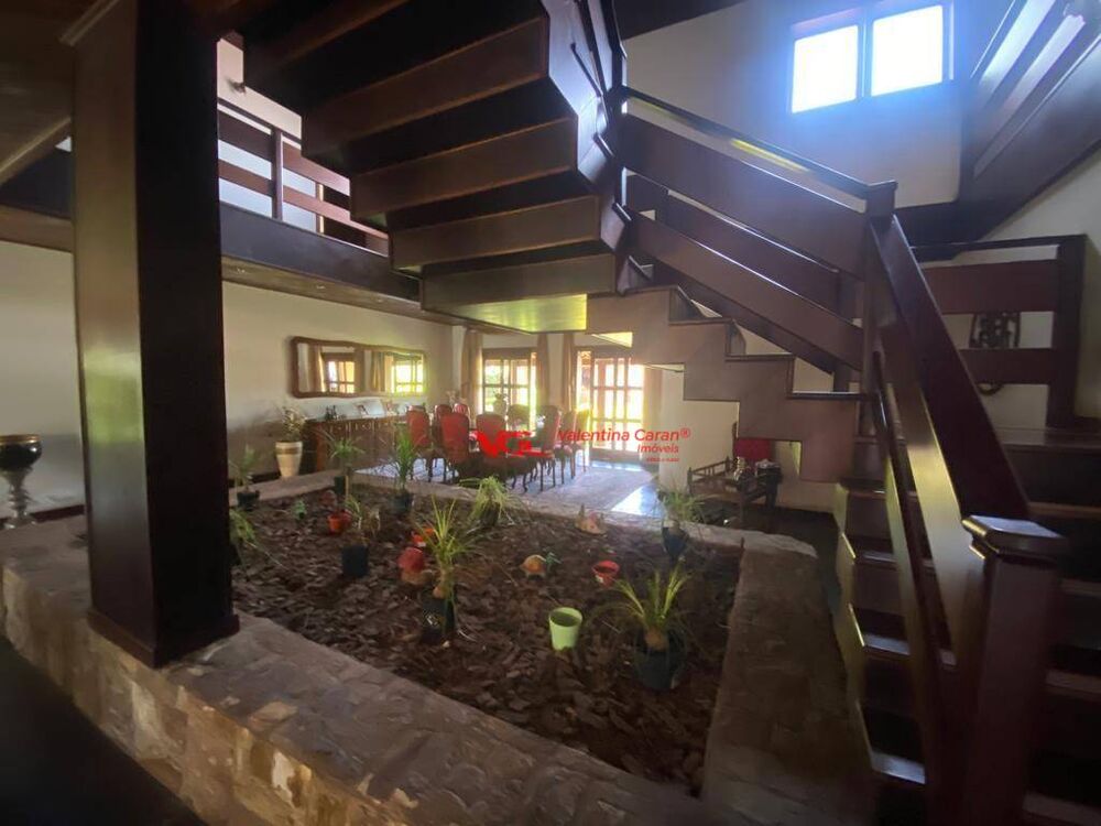 Sobrado à venda e aluguel com 4 quartos, 888m² - Foto 1