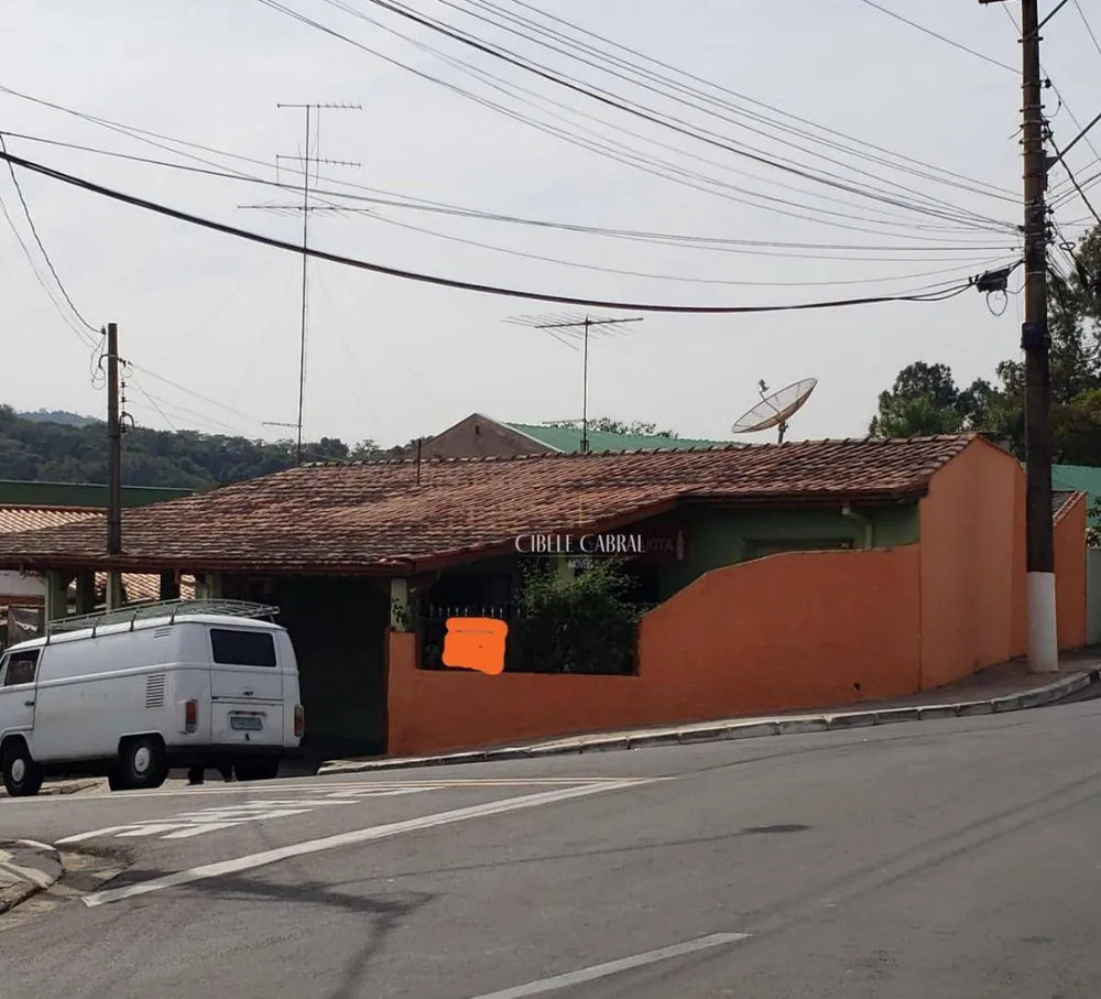 Casa, 3 quartos, 222 m² - Foto 1