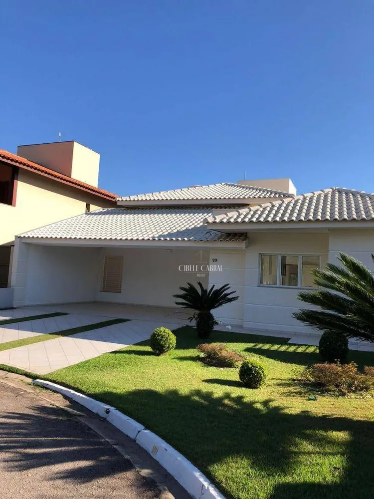 Casa de Condomínio, 4 quartos - Foto 1
