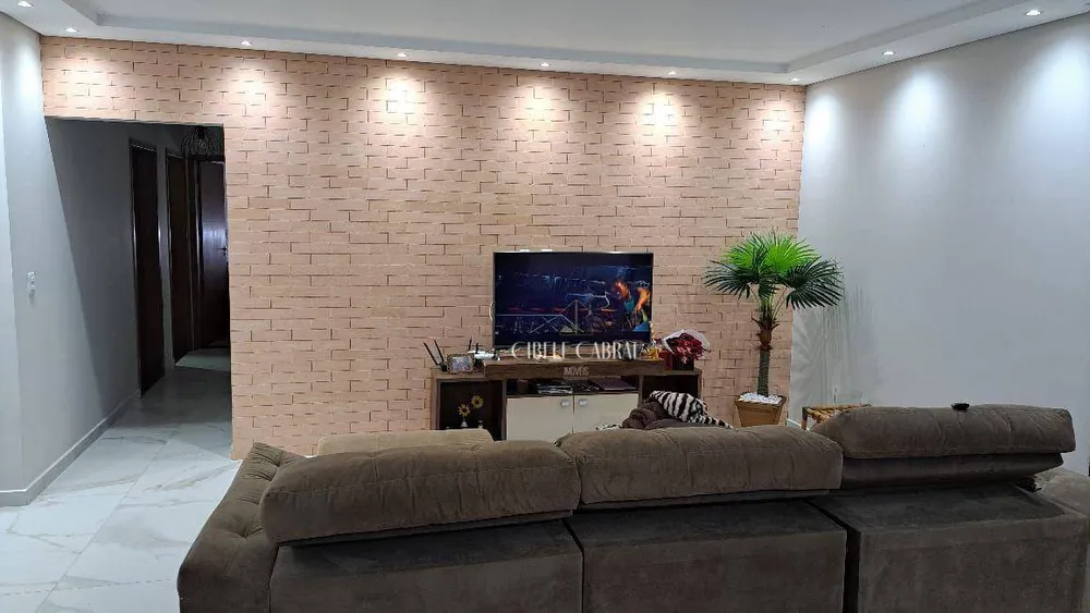 Chácara, 3 quartos, 2501 m² - Foto 1