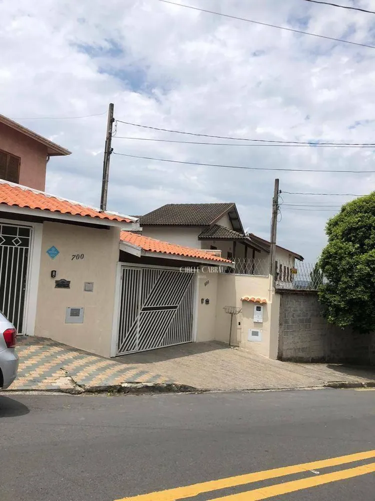 Casa, 3 quartos, 170 m² - Foto 1