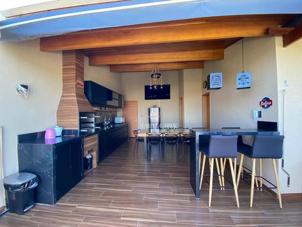 Apartamento, 2 quartos, 114 m² - Foto 1